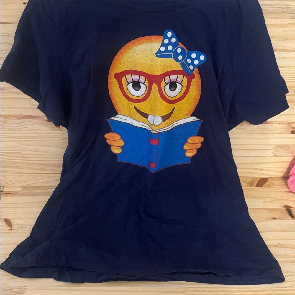 Emoji Graphic Tee with Bow